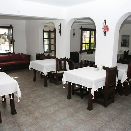 Sunny Garden Nilufer Hotel Turgutreis Restoran gambar